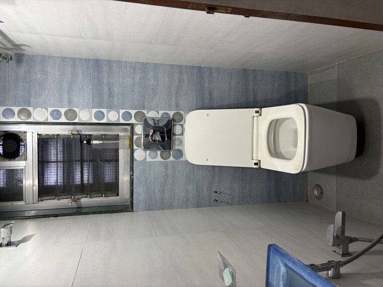 Bathroom, bhairav-darshan 2 Bedroom 850 Sq.Ft. Apartment In Parel Mumbai 10607603