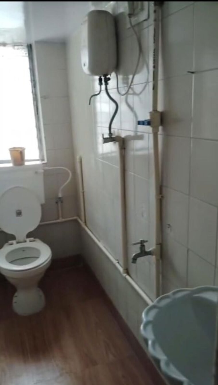 Bathroom, ani-apartment-santacruz-east 2 Bedroom 600 Sq.Ft. Apartment In Santacruz East Mumbai 10607621