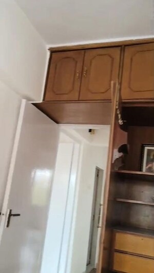 Furnished Amenities in 2 BHK Apartment at Ani Apartment Santacruz East, Santacruz East – for Sale