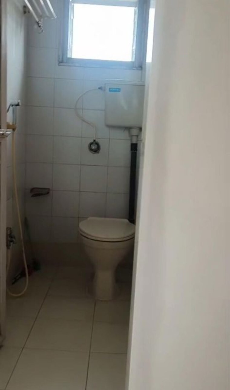 Bathroom, ani-apartment-santacruz-east 2 Bedroom 600 Sq.Ft. Apartment In Santacruz East Mumbai 10607621
