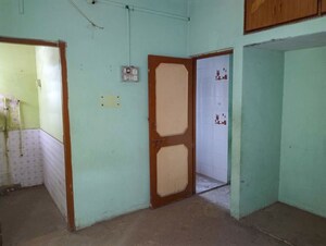 Room in  Apartment at Umarwada – for Sale