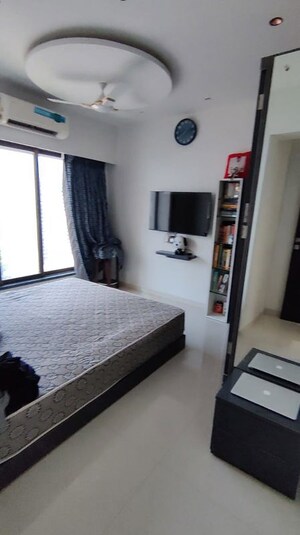 Furnished Amenities in 3 BHK Apartment at Poonam Vaishno Heights, Malad East – for Sale