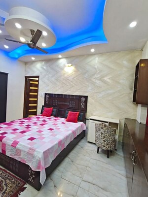 Bedroom in 2 BHK Builder Floor at Sector 15 – for Rent