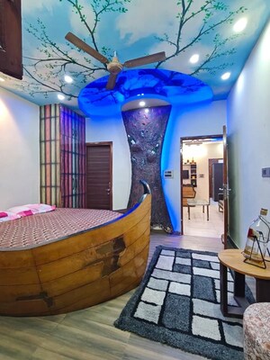 Team Area in 2 BHK Builder Floor at Sector 15 – for Rent