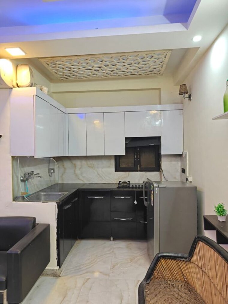 Kitchen, sector 15 2 Bedroom 1300 Sq.Ft. Builder Floor In Sector 15 Gurgaon 10607672