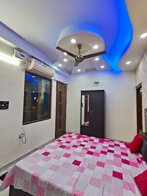 Bedroom in 2 BHK Builder Floor at Sector 15 – for Rent