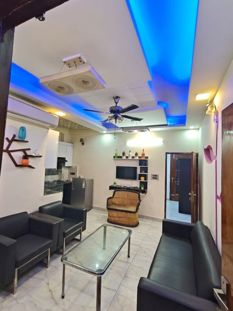 Living Room, sector 15 2 Bedroom 1300 Sq.Ft. Builder Floor In Sector 15 Gurgaon 10607672