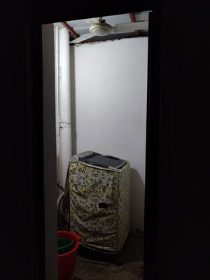 Bedroom in 3 BHK Builder Floor at Sector 45 – for Rent