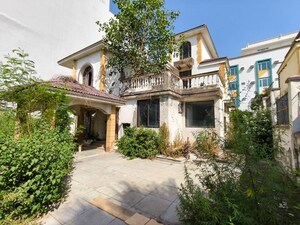  Villa – Exterior View View at Sector 57 - for Sale