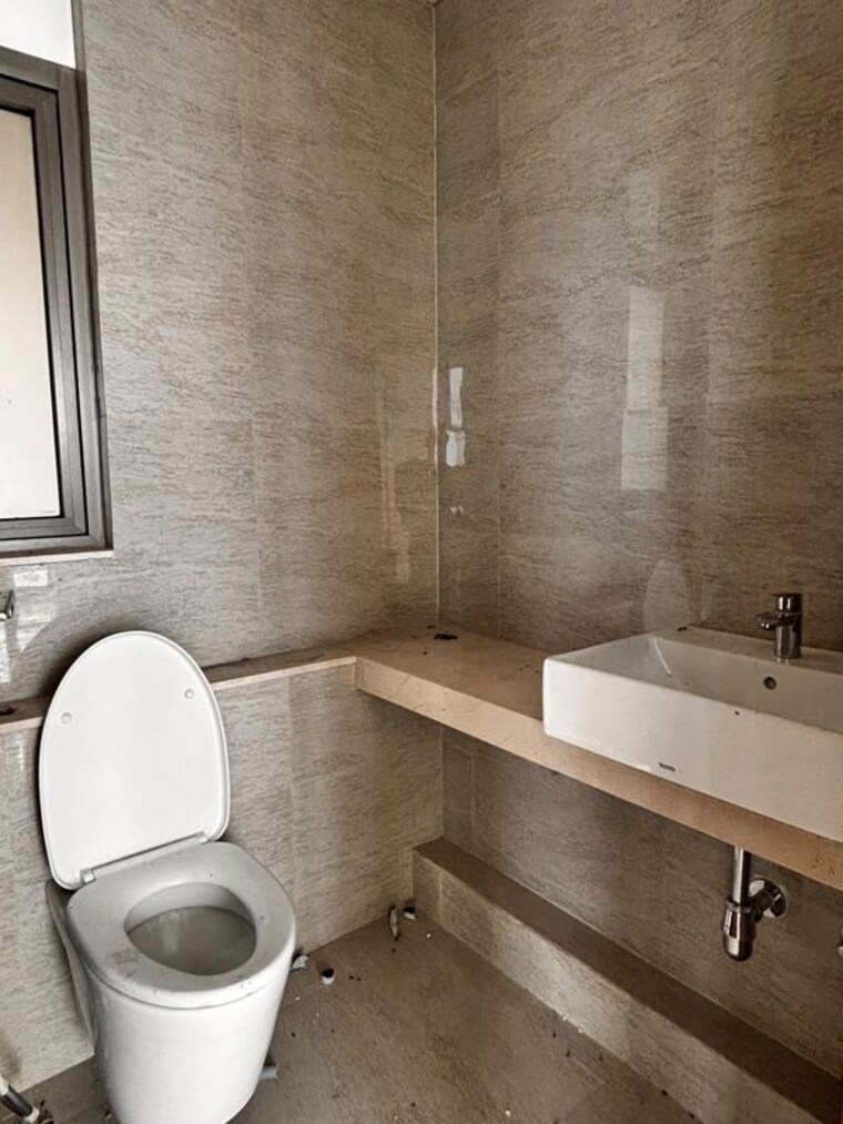 Bathroom, sheth-auris-serenity-tower-3 3.5 Bedroom 1375 Sq.Ft. Apartment In Malad West Mumbai 10607850