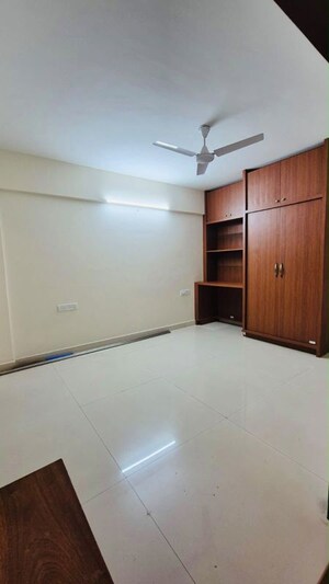 Room in 3 BHK Apartment at Goel Ganga Chelston, Marathahalli – for Sale