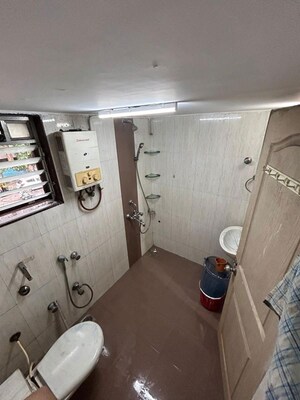 Attached Bathroom in 1 BHK Apartment at Ghatkopar East – for Rent