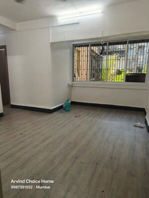Room in 1 BHK Apartment at Tilak Nagar Building, Tilak Nagar – for Rent