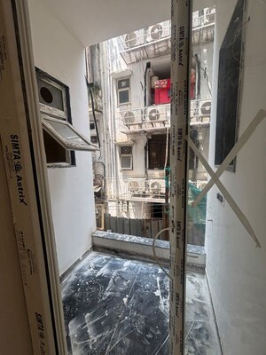Balcony in 3 BHK Builder Floor at Safdarjung Enclave – for Sale