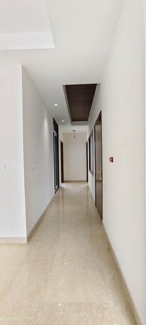 Building Lobby in 3 BHK Builder Floor at Safdarjung Enclave – for Rent