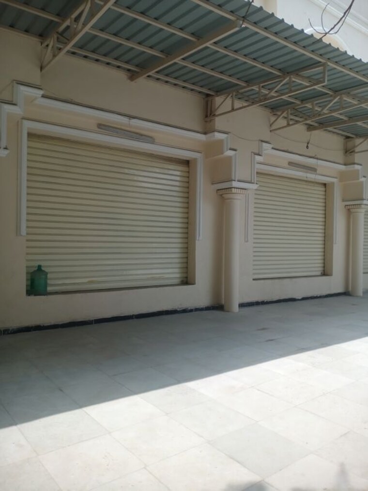 Exterior View, okhla industrial estate phase 1 Commercial Warehouse 40000 Sq.Ft. In Okhla Industrial Estate Phase 1 Delhi 10607876