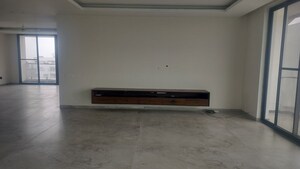 Furnished Amenities in 3 BHK Builder Floor at Jubilee Hills – for Rent
