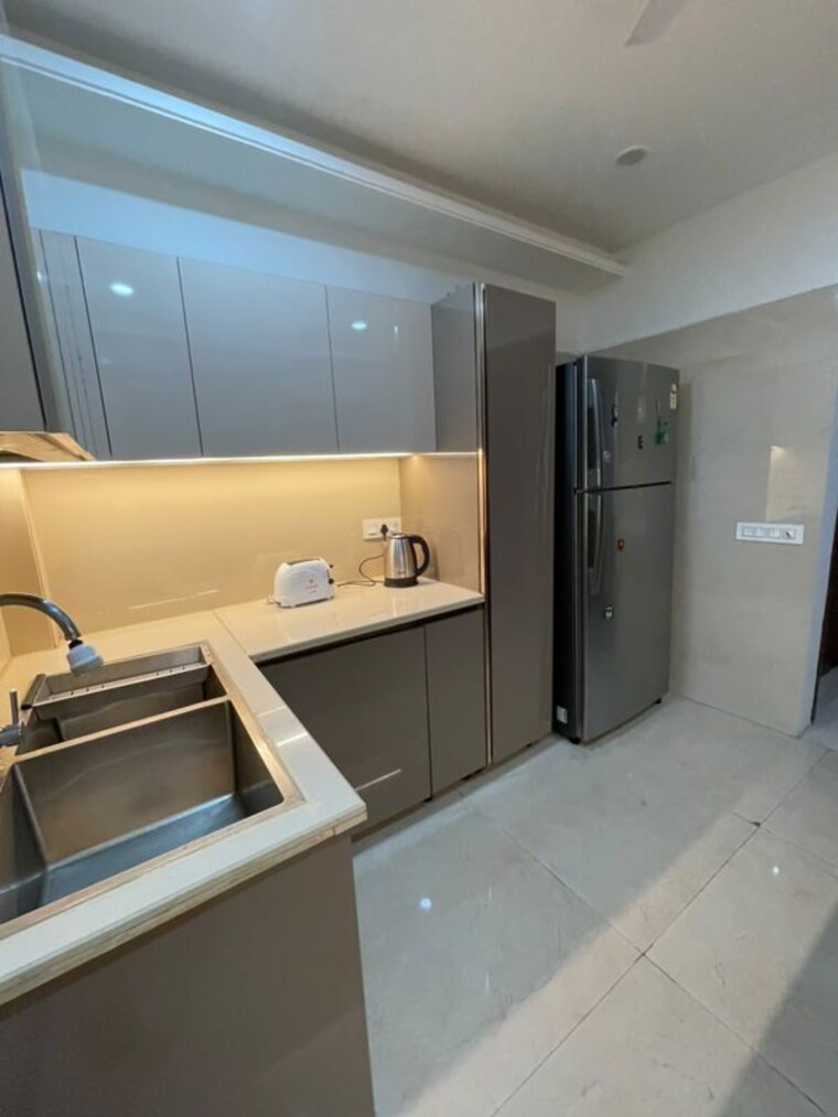 Kitchen, sector 27 3 Bedroom 2000 Sq.Ft. Builder Floor In Sector 27 Gurgaon 10607891