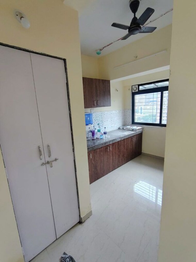 Kitchen, sainath-chs 1 Bedroom 315 Sq.Ft. Apartment In Worli Mumbai 10607900