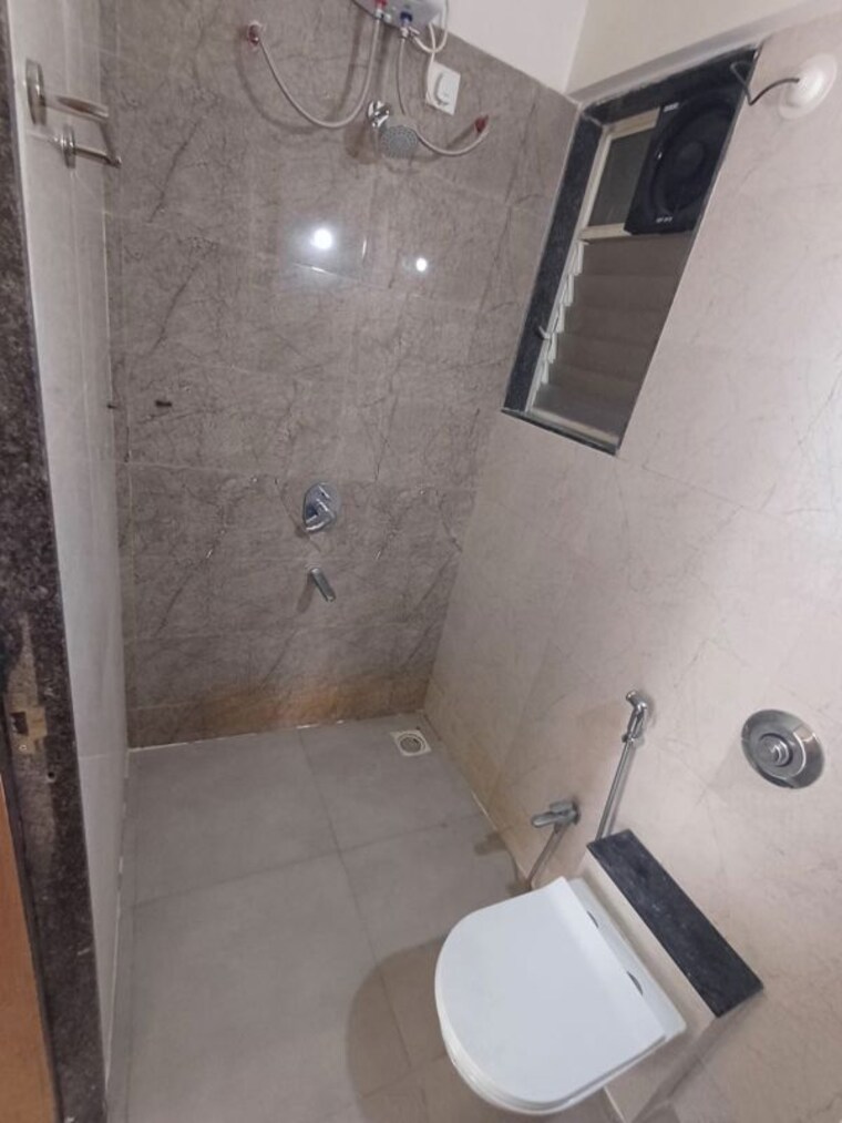 Bathroom, saheel-itrend-life-plus 2 Bedroom 747 Sq.Ft. Apartment In Wakad Pune 10607904