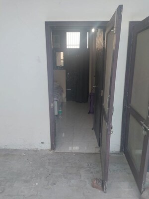 Building Lobby in 1 BHK Builder Floor at RWA Apartments Sector 12, Sector 12 – for Rent