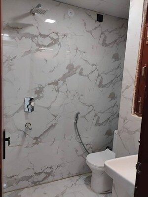 Bathroom in 1 BHK Apartment at Sainik Farm – for Rent