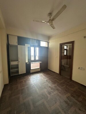 Room in 2 BHK Apartment at Mittal Rajnagar Residency, Raj Nagar Extension – for Rent