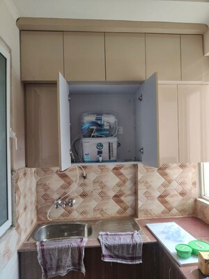 Furnished Amenities in 3 BHK Apartment at Amrapali Kingswood, Sector 4 Greater Noida – for Rent