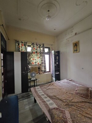 Room in 3 BHK Independent House at Veer Savarkar Nagar – for Sale