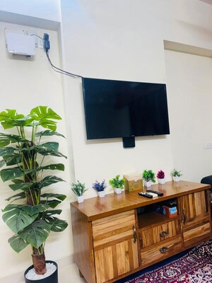 Furnished Amenities in 2 BHK Apartment at Shree Prabha, Goregaon West – for Sale