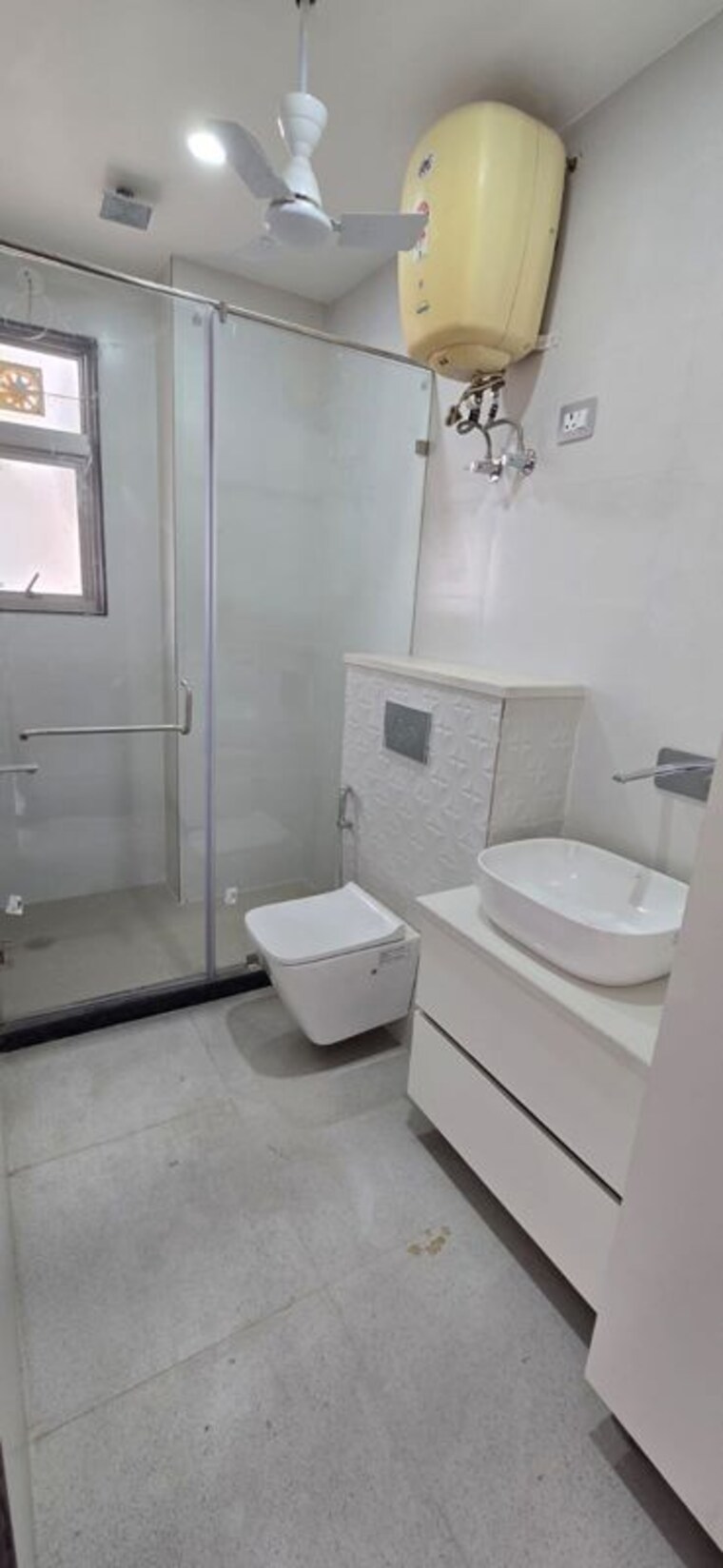 Bathroom, dlf phase ii 3 Bedroom 2200 Sq.Ft. Independent House In Dlf Phase ii Gurgaon 10607965