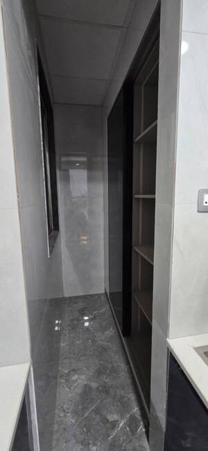 Building Lobby in 3 BHK Independent House at Dlf Phase ii – for Rent