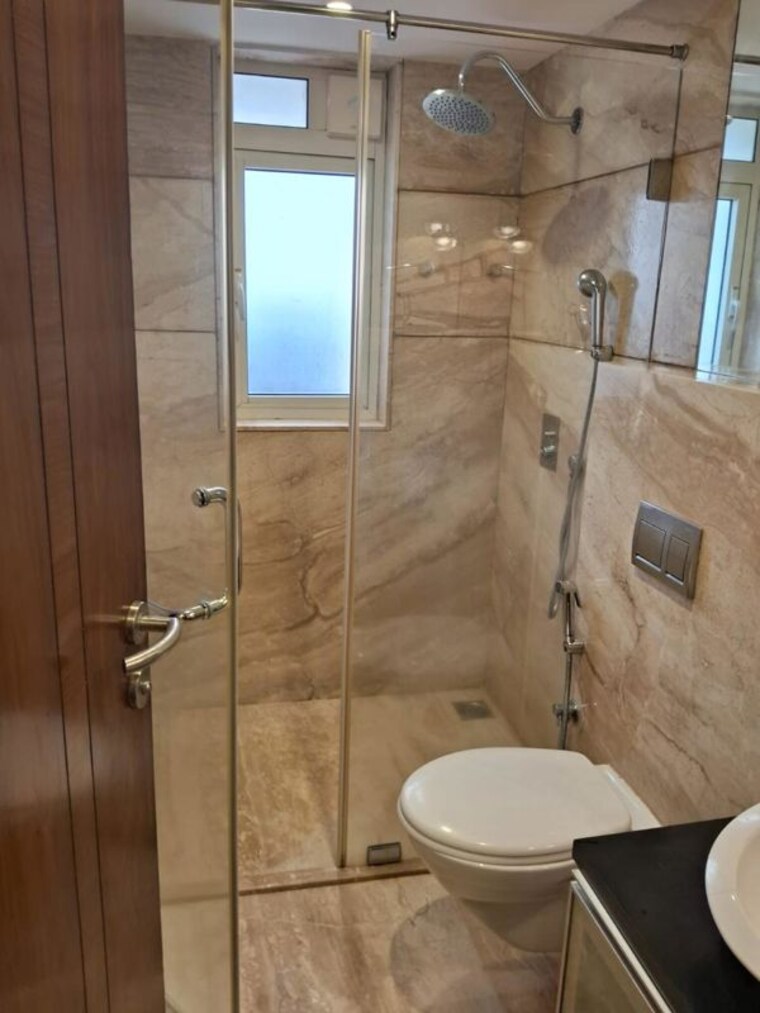 Bathroom, park-heights 2 Bedroom 800 Sq.Ft. Apartment In Khar West Mumbai 10607983