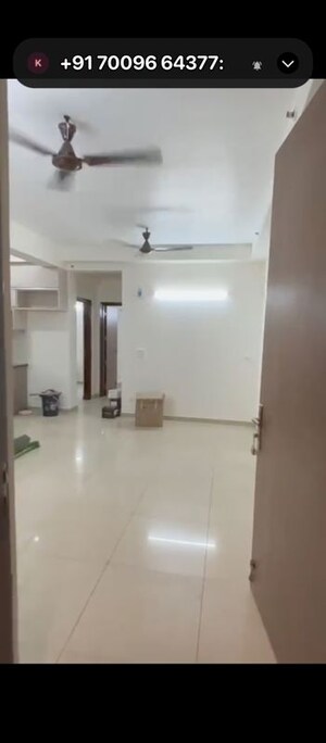 Room in 3 BHK Apartment at Gulshan Botnia, Sector 144 – for Rent