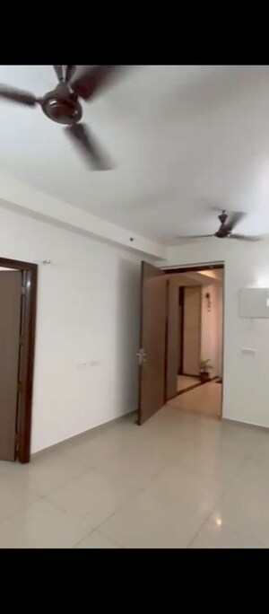 Room in 3 BHK Apartment at Gulshan Botnia, Sector 144 – for Rent