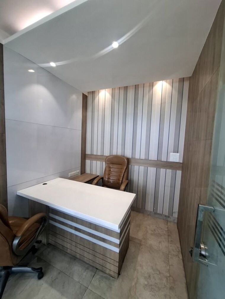 Bedroom, netaji subhash place Commercial Office Space 750 Sq.Ft. In Netaji Subhash Place Delhi 10607981