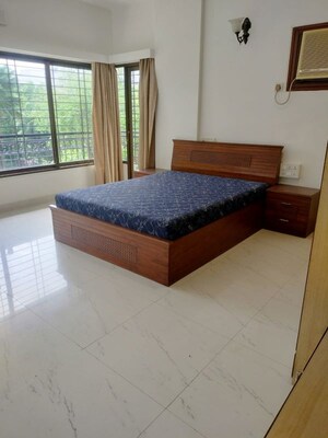 Bedroom in 3 BHK Apartment at Union Park Khar West, Khar West – for Rent