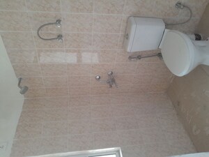 Bathroom in 4 BHK Apartment at SARE Petioles, Sector 92 – for Sale
