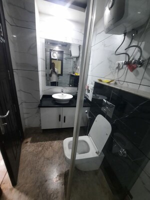 Team Area in 3 BHK Builder Floor at Malviya Nagar – for Rent