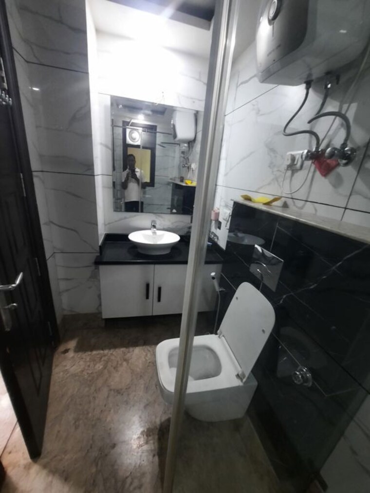 Team Area, malviya nagar 3 Bedroom 1800 Sq.Ft. Builder Floor In Malviya Nagar Delhi 10608010