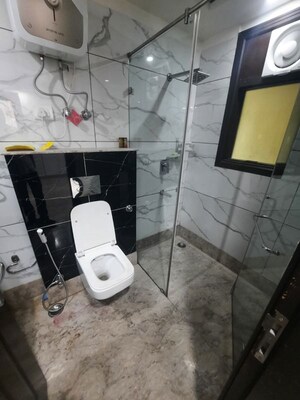 Team Area in 3 BHK Builder Floor at Malviya Nagar – for Rent