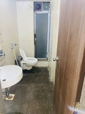Bathroom in 3 BHK Apartment at HDIL Metropolis Residences, Andheri West – for Rent