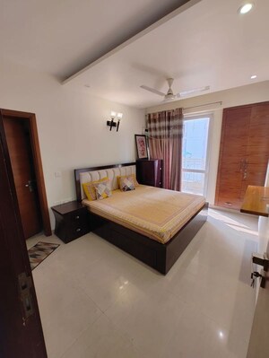 Living Room in 3 BHK Apartment at Mahagun Moderne, Sector 78 – for Rent