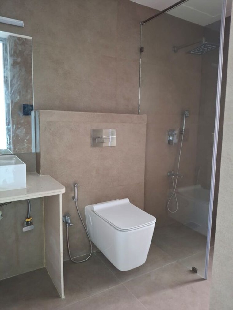 Bathroom, joy-legend 4 Bedroom 1950 Sq.Ft. Apartment In Khar West Mumbai 10608019
