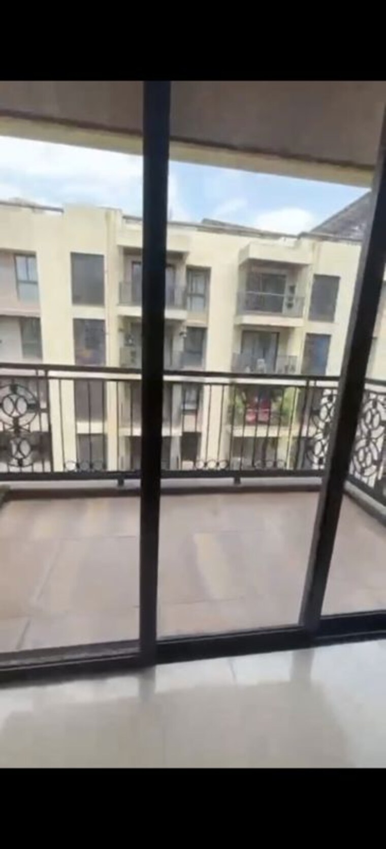 Balcony, lodha-sterling 2 Bedroom 902 Sq.Ft. Apartment In Kolshet Road Thane 10608031