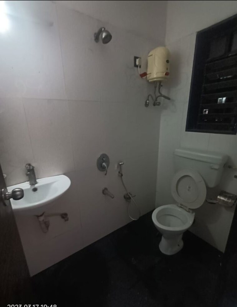 Bathroom, dedhia-platinum-lawns 1 Bedroom 485 Sq.Ft. Apartment In Ghodbunder Road Thane 10608043