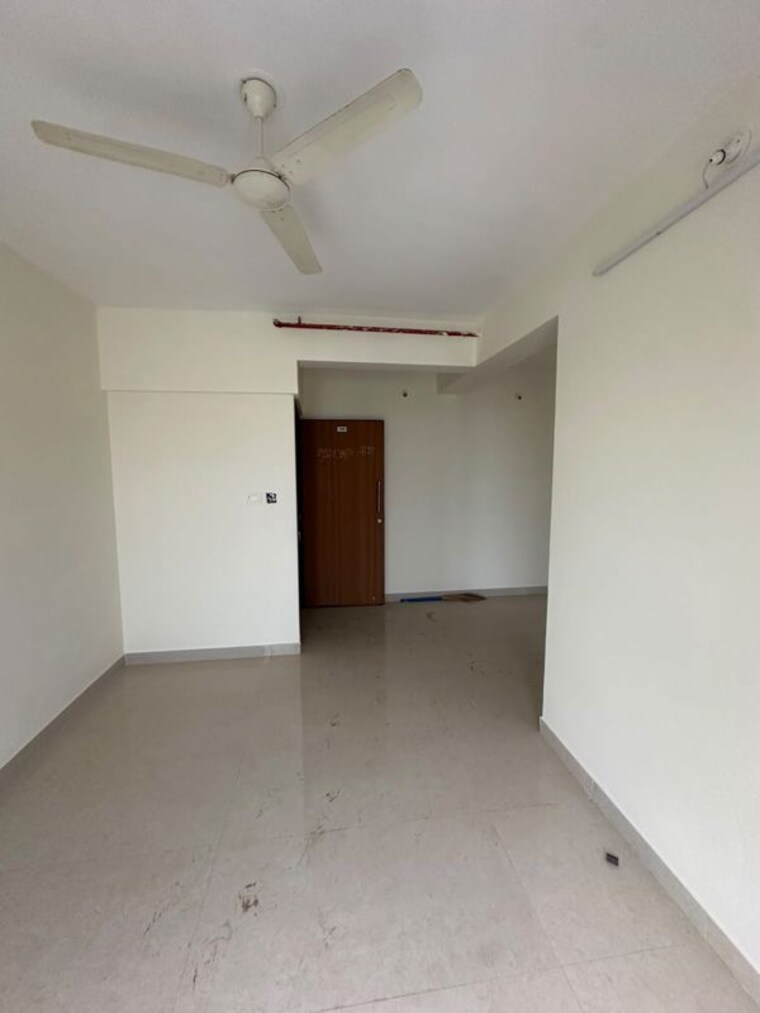 Room, pride-larkins-nest 1 Bedroom 640 Sq.Ft. Apartment In Ghodbunder Road Thane 10608055