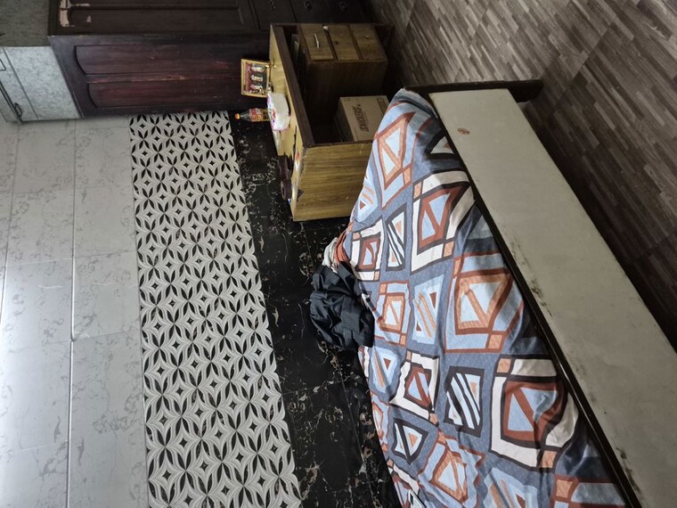 Parking, mayur vihar 1.5 Bedroom 410 Sq.Ft. Builder Floor In Mayur Vihar Delhi 10608064