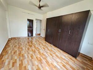 Bedroom in 2 BHK Apartment at Blue Bird, Pali Hill – for Rent