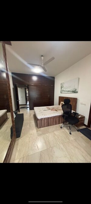 Bedroom in 3 BHK Apartment at Sterling Seaface, Worli – for Rent